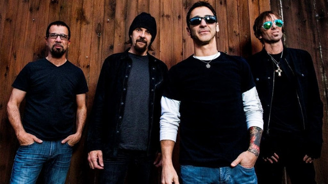 Godsmack - Under Your Scars