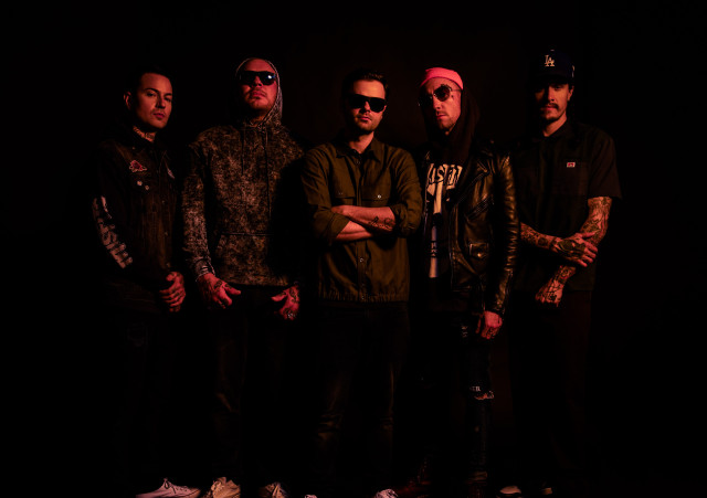Hollywood Undead - City Of The Dead