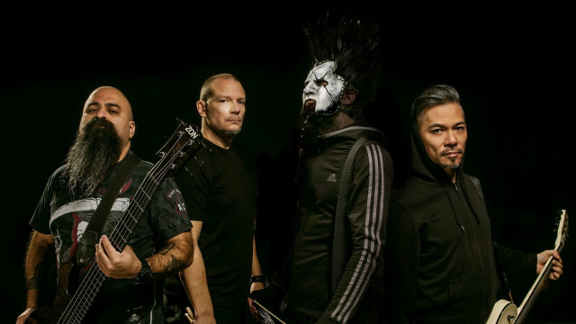 Static-X - Hollow