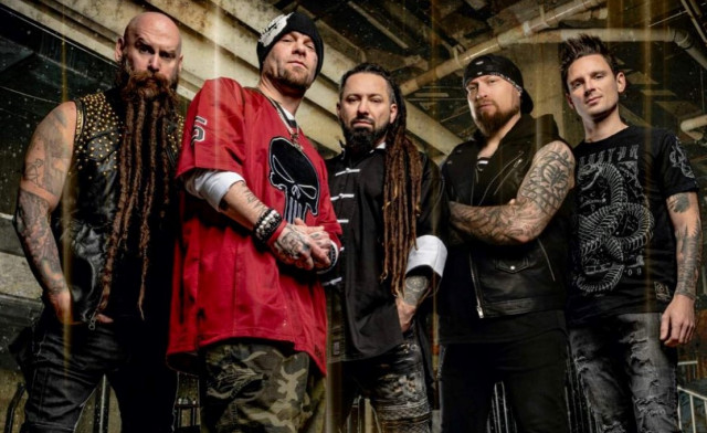 Five Finger Death Punch - Darkness Settles In